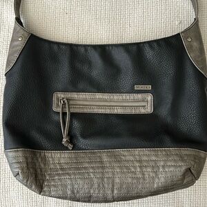 Roxy Shoulder Bag Faux Leather Black Silver